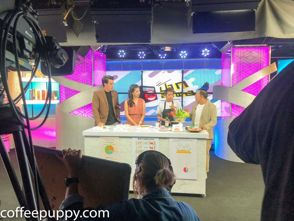 Coffee & Puppy On TV: รายการ ปากลำโพง Amarin TV HD 34 2