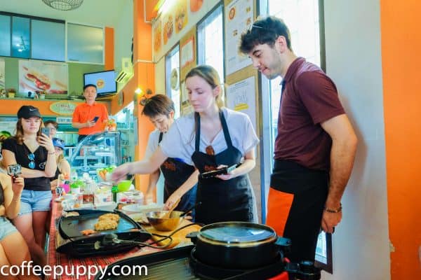 เชฟอาหารสุนัข-workshop-cooking-for-dogs-for-french-students-2019